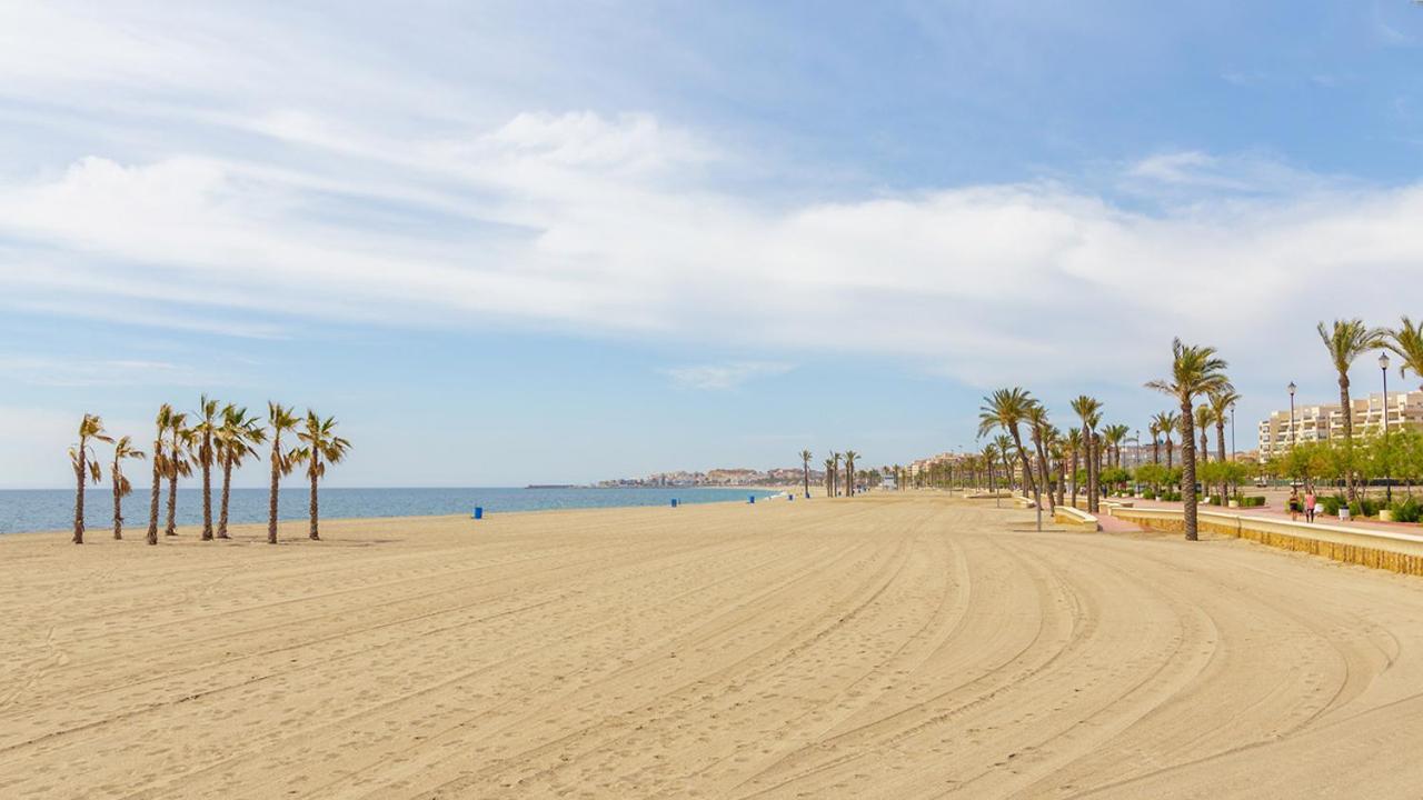 Las Salinas Roquetas De Mar Luaran gambar
